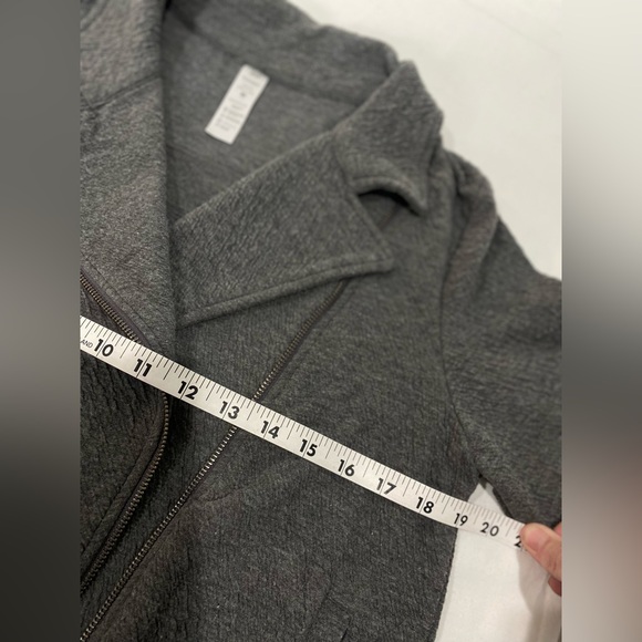 Activ8 Knit jacket - Picture 9 of 9